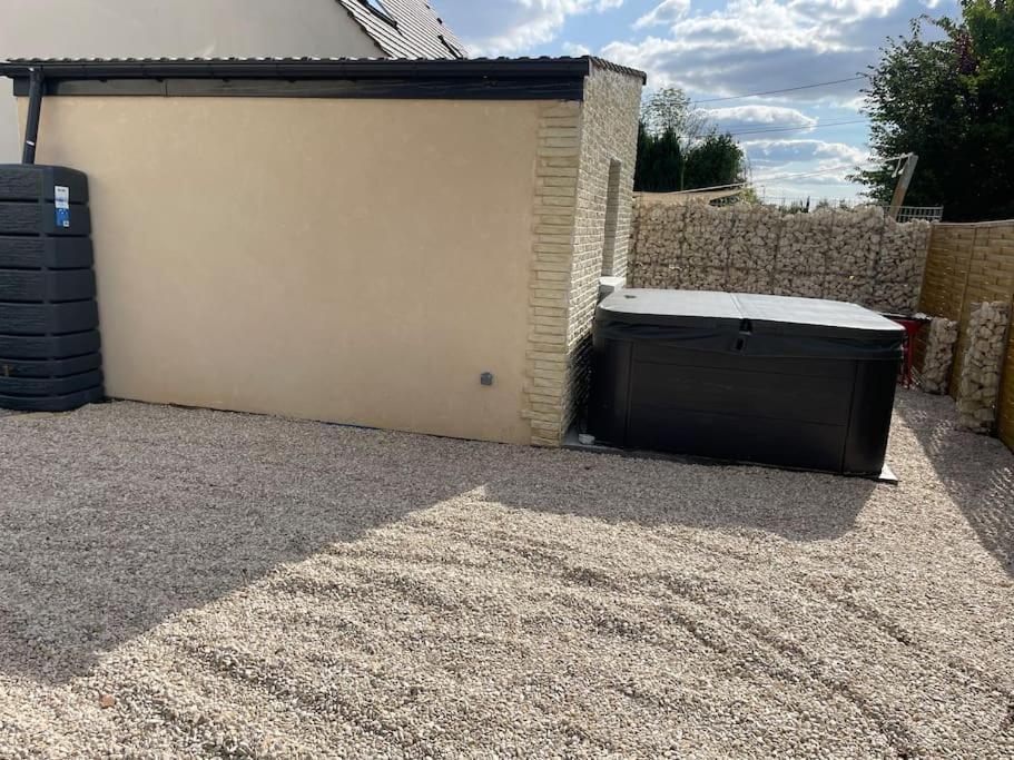 Appartement 5 Min Airport Aeroport - Shuttle Navette - Parking *