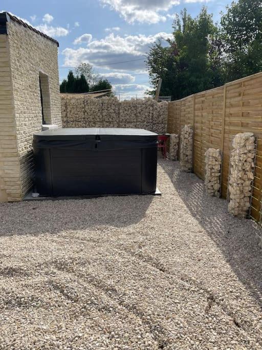 Apartment 5 Min Airport Aeroport - Shuttle Navette - Parking