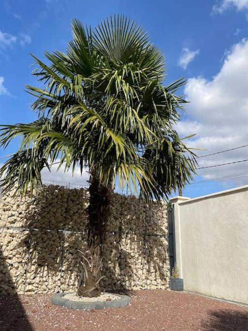 5 Min Airport Aeroport - Shuttle Navette - Parking Apartment *